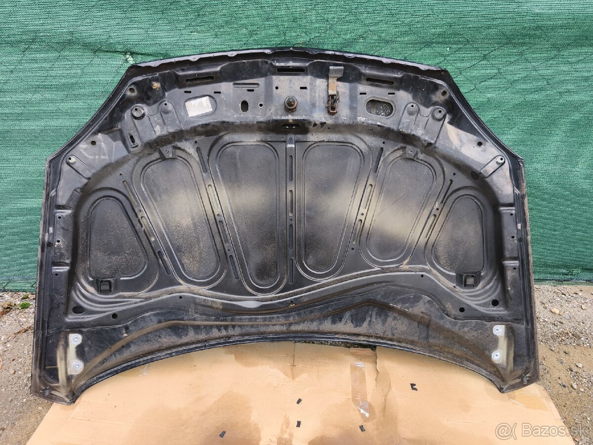 Kapota Opel Corsa C čierna bez hrdze - 3