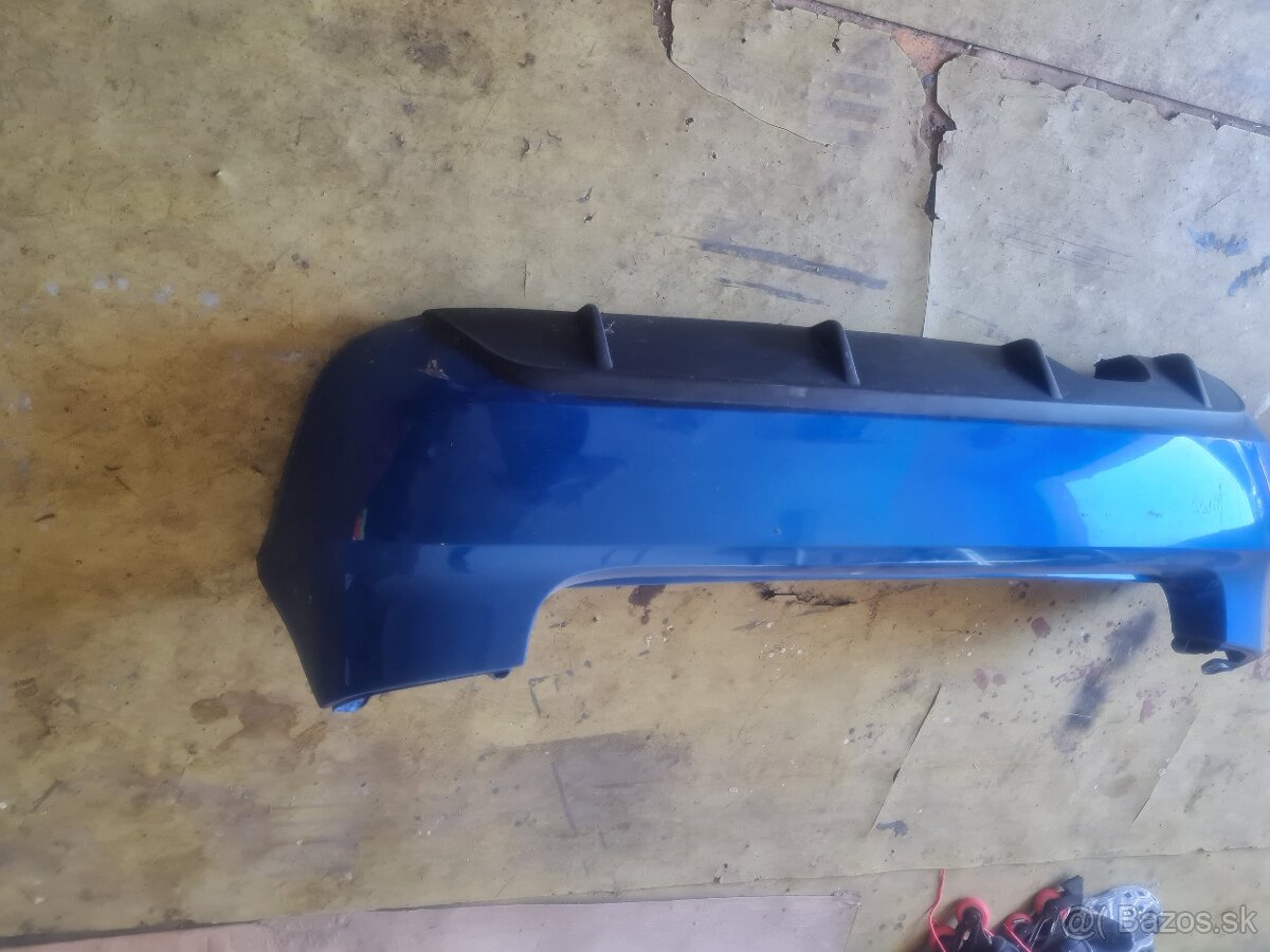 Predam zadny naraznik - 3