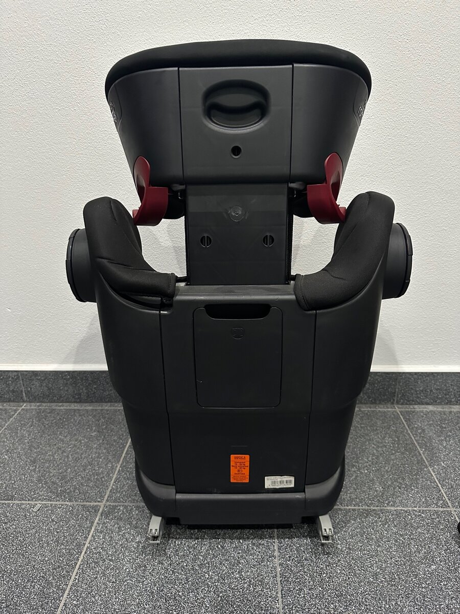 Britax Romer Kidfix 2 S BR 15-36 kg - 3