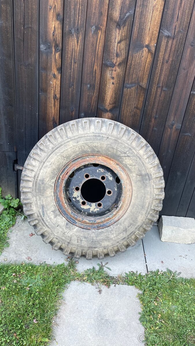 Koleso 10,50-16 tatra 805 - 3