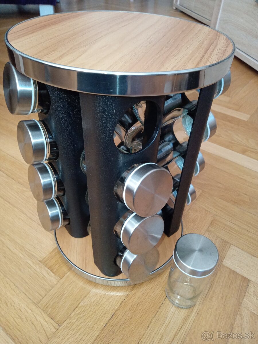 Stojan otočný na koreničky - 3