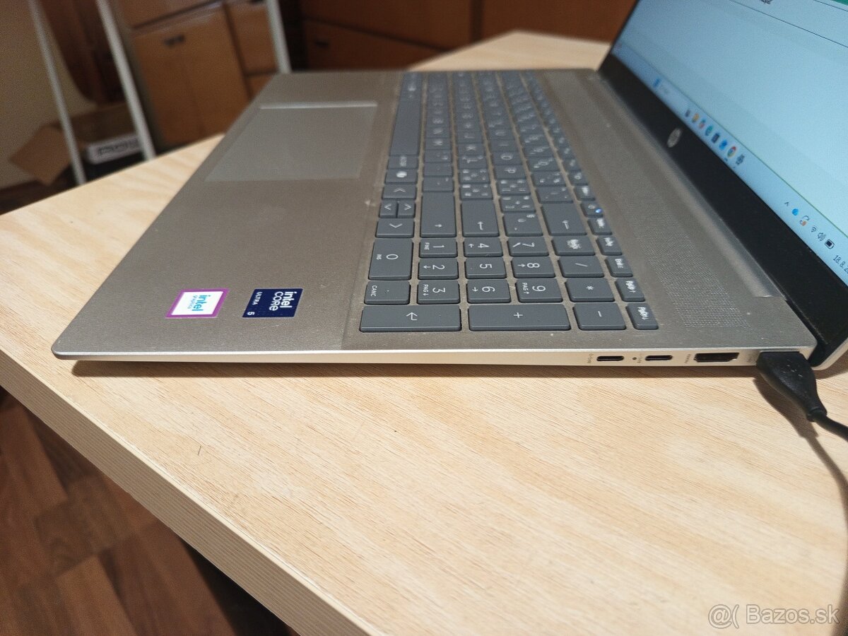 HP Pavilion Intel Core 5 - 3