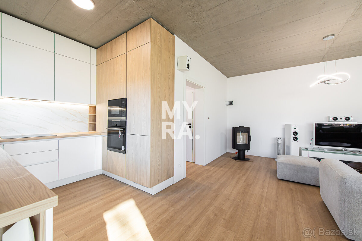 PRENÁJOM / zariadený 5-izbový rodinný dom / Podhorany - 3