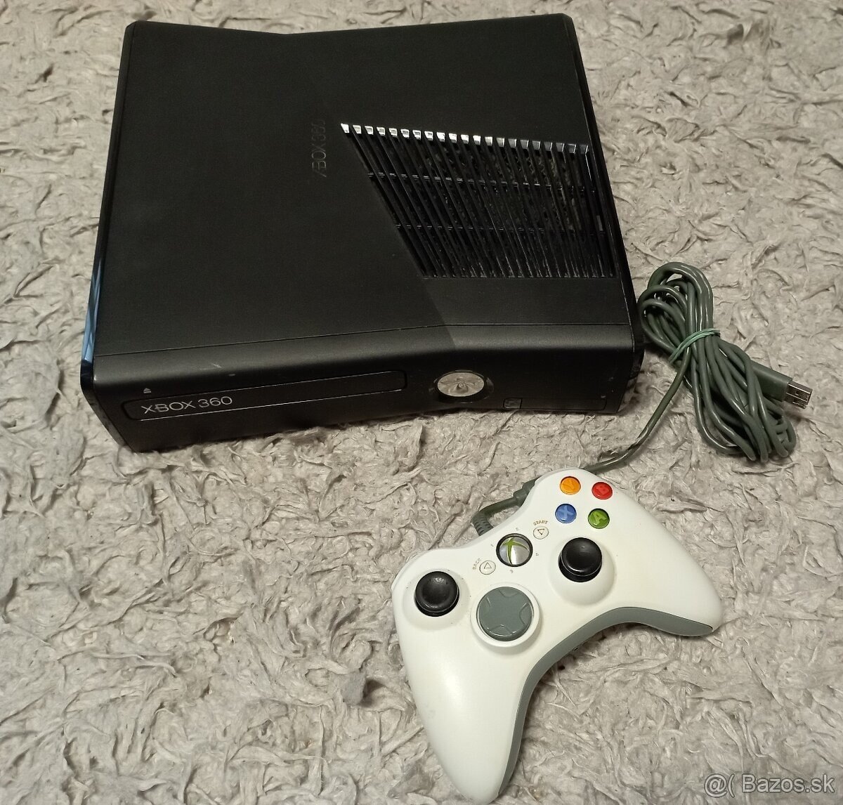 XBOX 360 SLIM 4GB aj s kinectom - 3