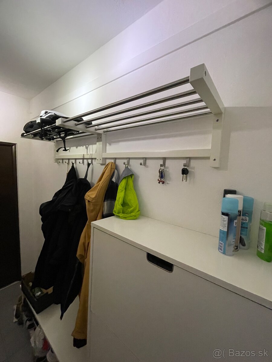 Botnik, lavica a vesiaky - 3