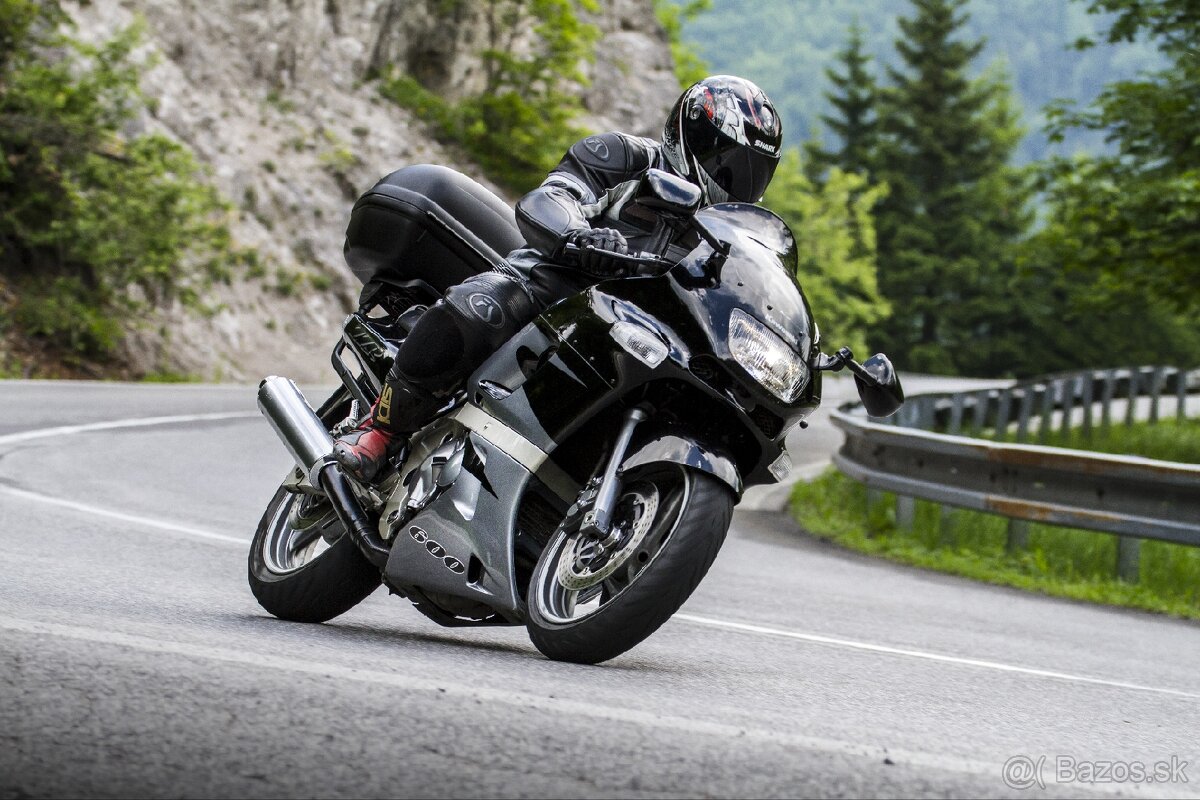 Kawasaki ZZR -600 - 3