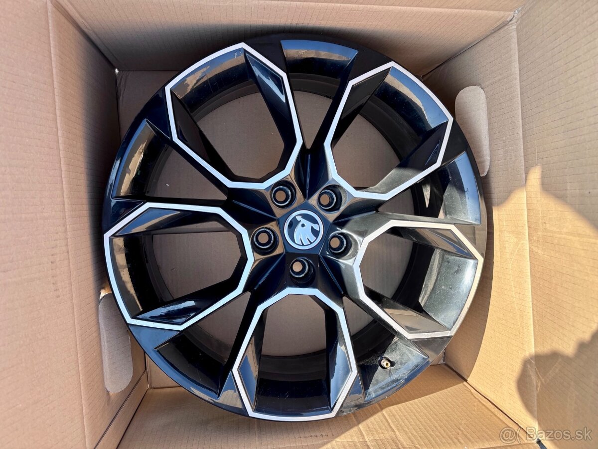 Škoda elektrony Extreme R19 - 3