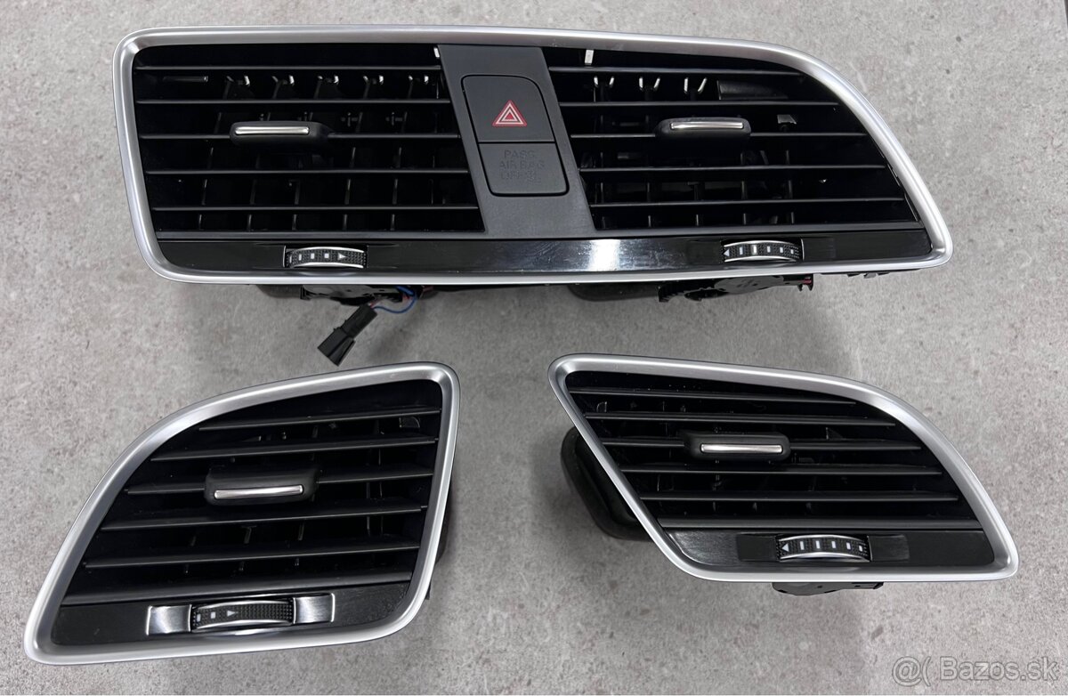 Audi Q3 interiér - 3