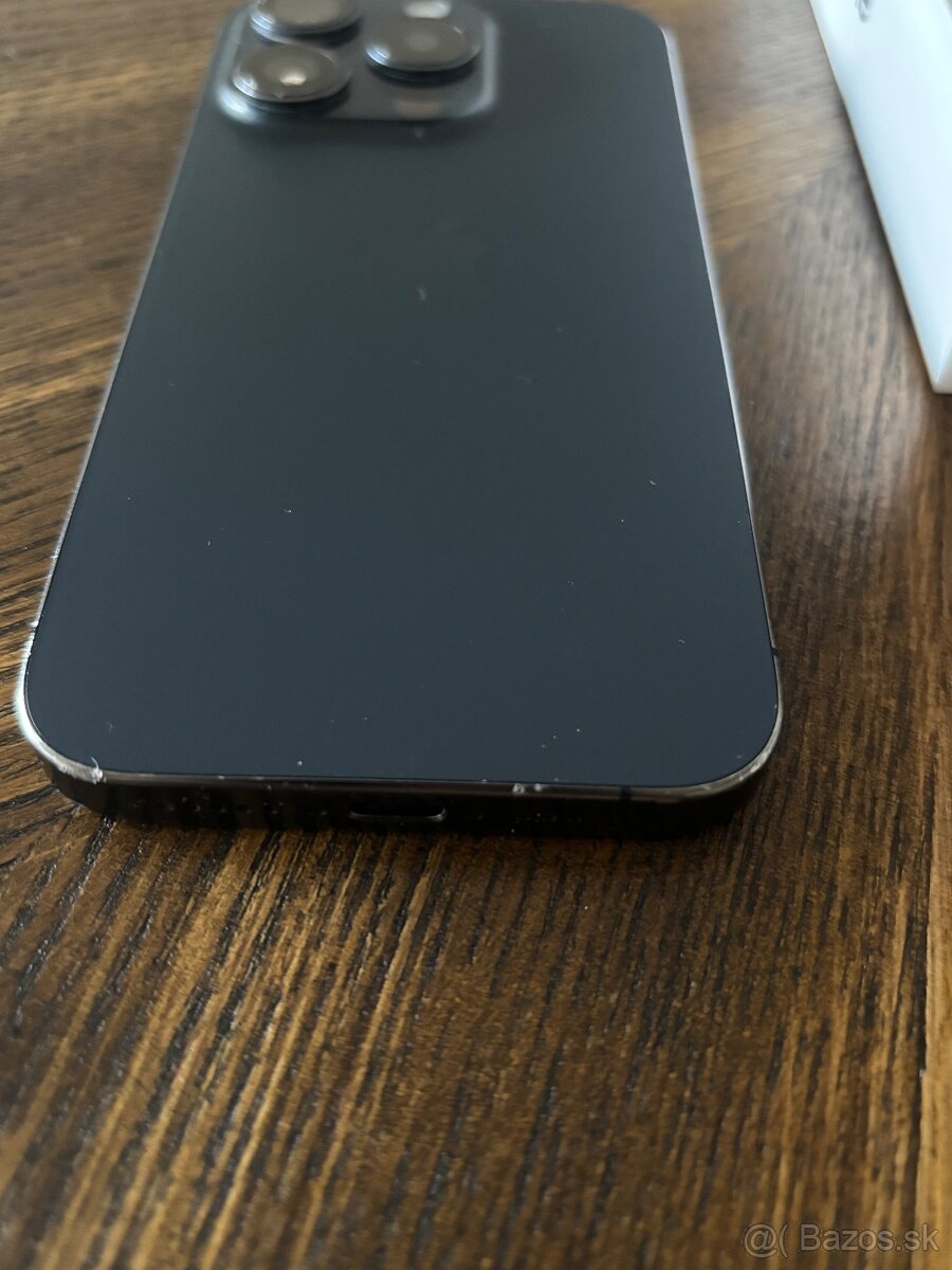 iPhone 15 Pro 256 GB Midnight Blue - 3