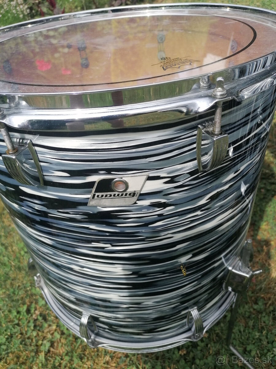 Predám Vintage Ludwig Rocker Drum Set - 3