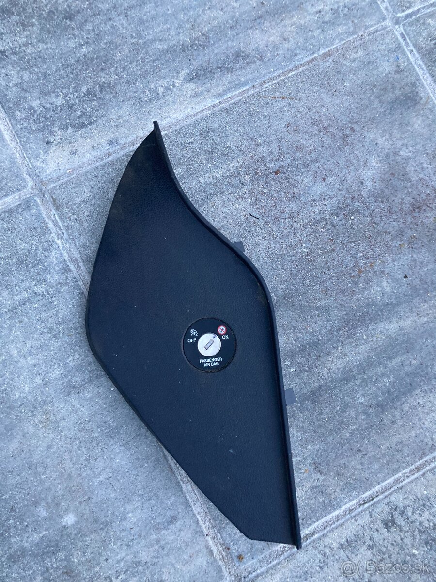 Kia rio 2012 - Interiérové plasty - 3