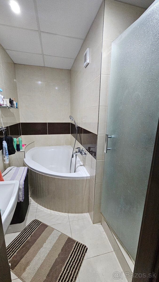 Predám 3 izbový byt 74 m² - 3