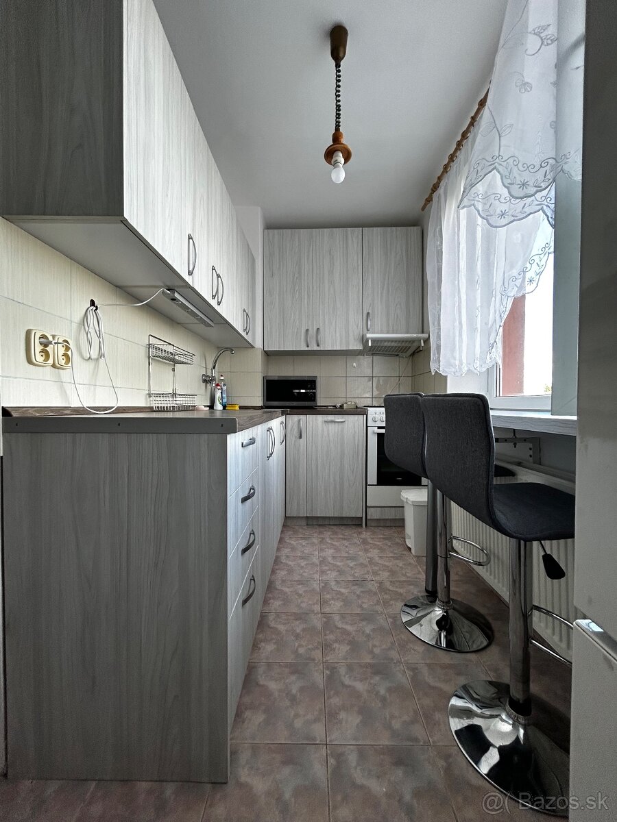Ponúkam na prenájom byt - 3