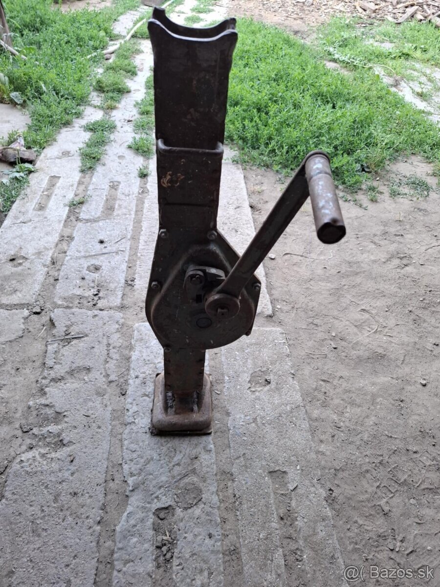 Predam hrebenovy zdvihak - 3