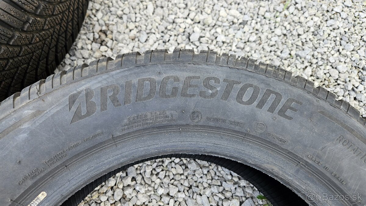 Continental 215/60 R16 - 3