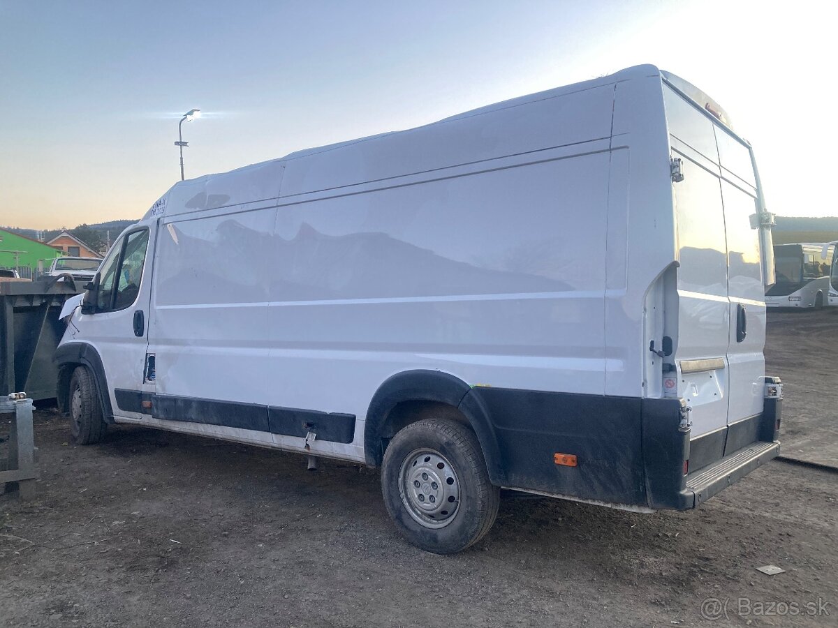 Citroën Jumper 2.2 BlueHdi 2024 - 3