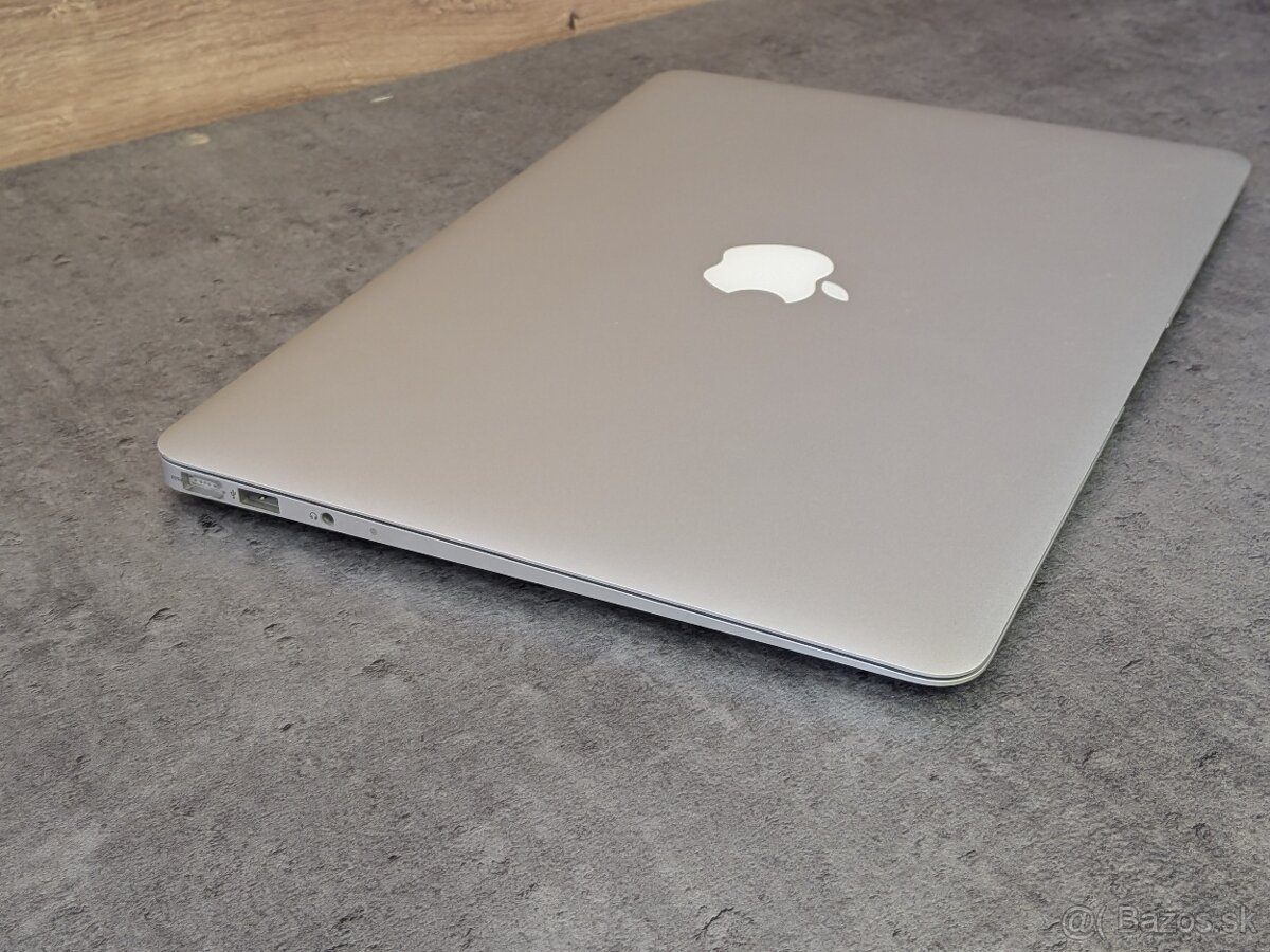 MacBook Air 13 - Intel Core i5, 4G/128G, macOS Sonoma 14 - 3