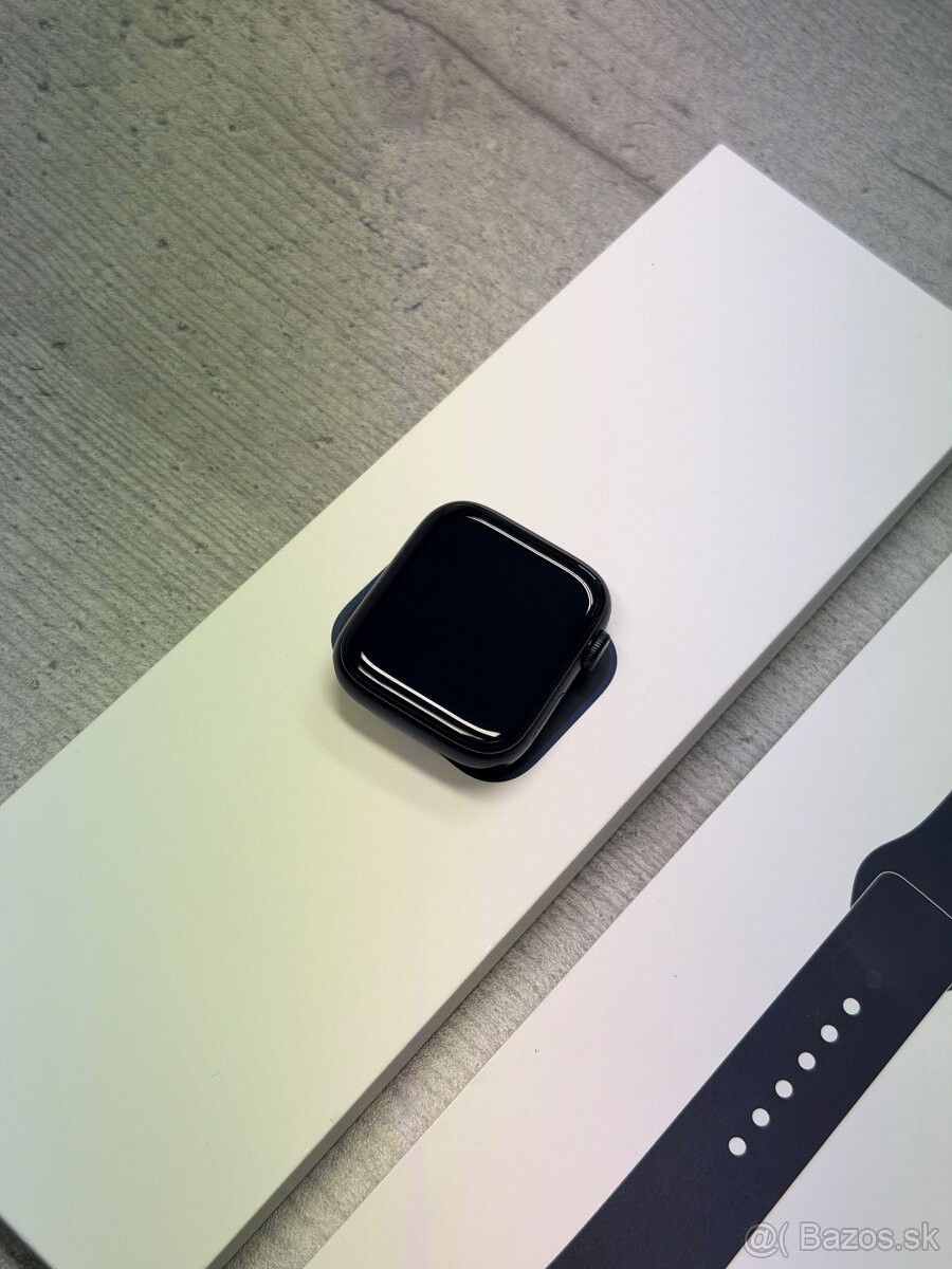 100% BATÉRIA - Apple Watch SE Gen 2 44mm Midnight - 3