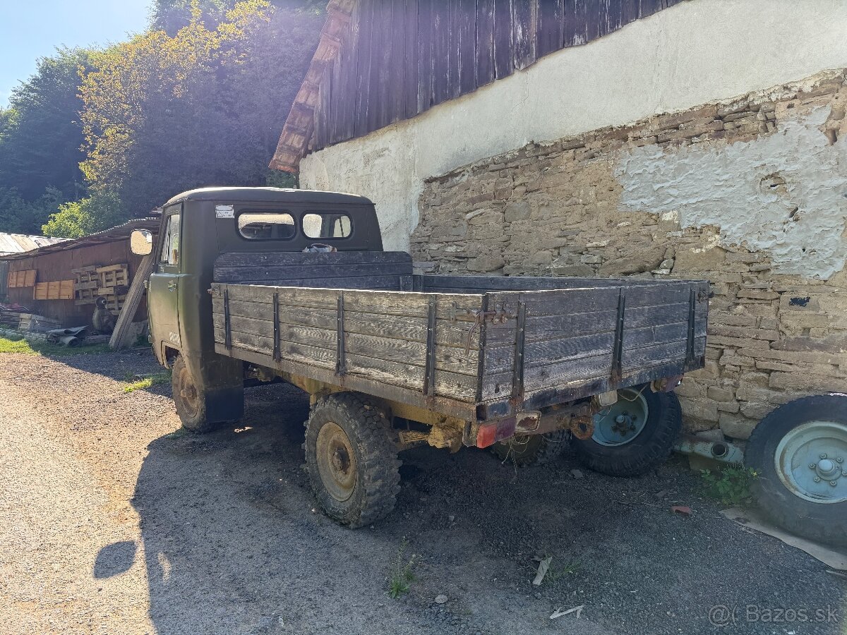 Uaz 452 - 3