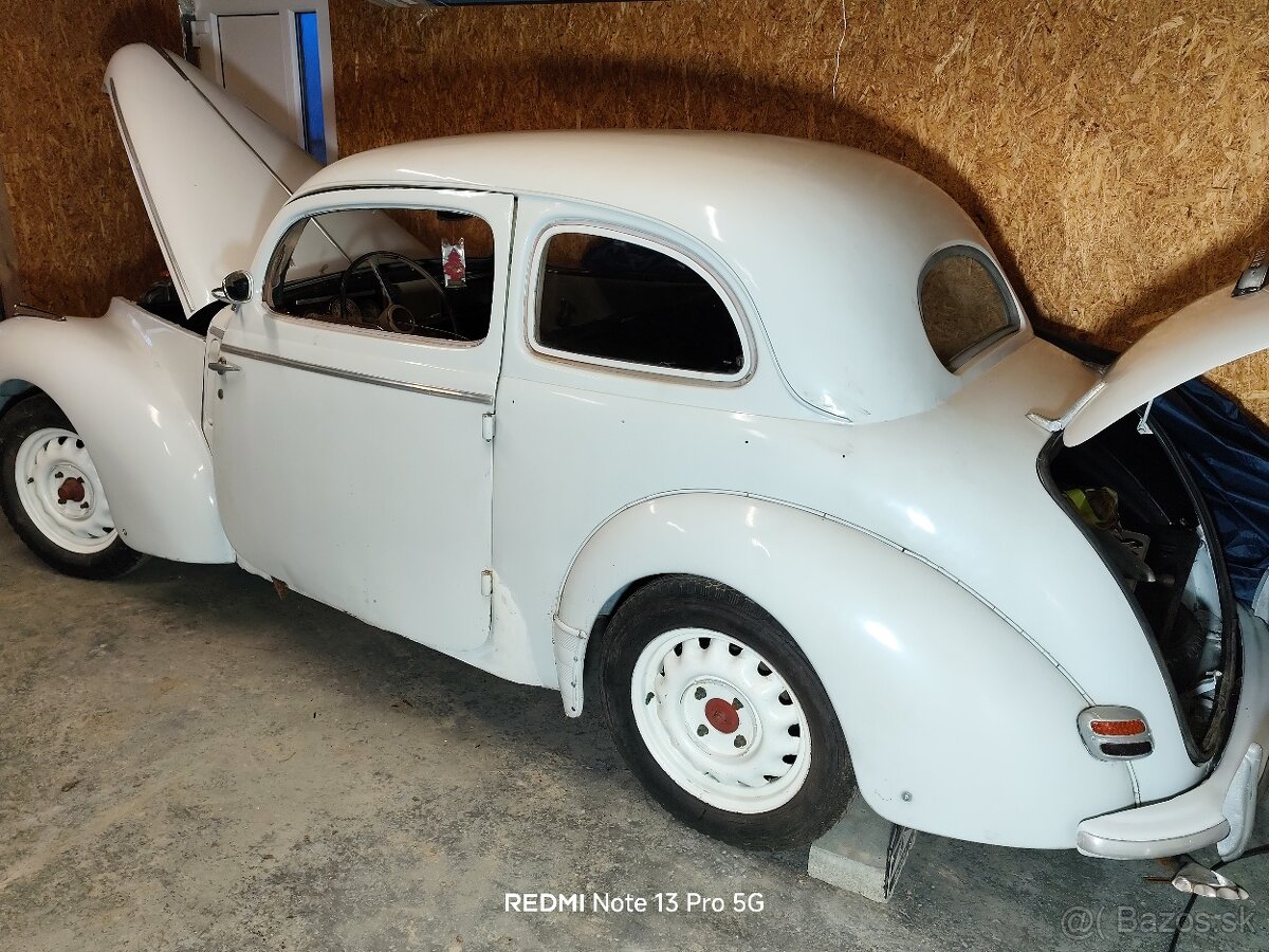 Predám Škoda Tudor 1102 - 3