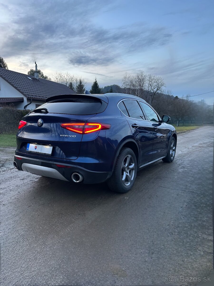 Alfa Romeo Stelvio 2.2 210k Super Q4 A/T - 3