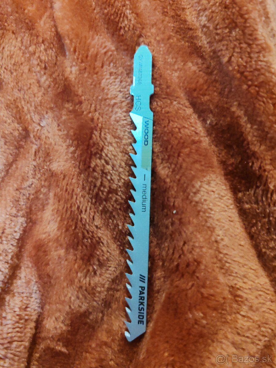 Parkside Aku priamočiara píla+list na drevo - 3