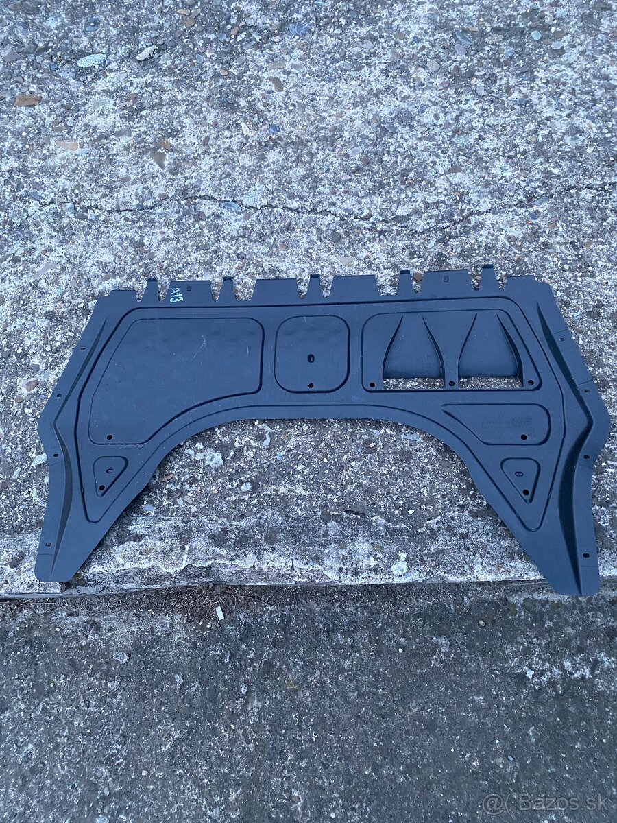 Kryt pod motor - 3