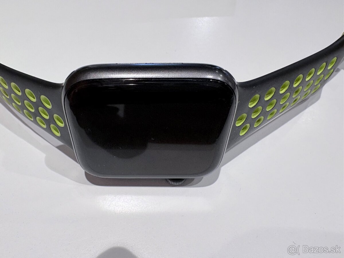 APPLE WATCH 5 44mm - 3