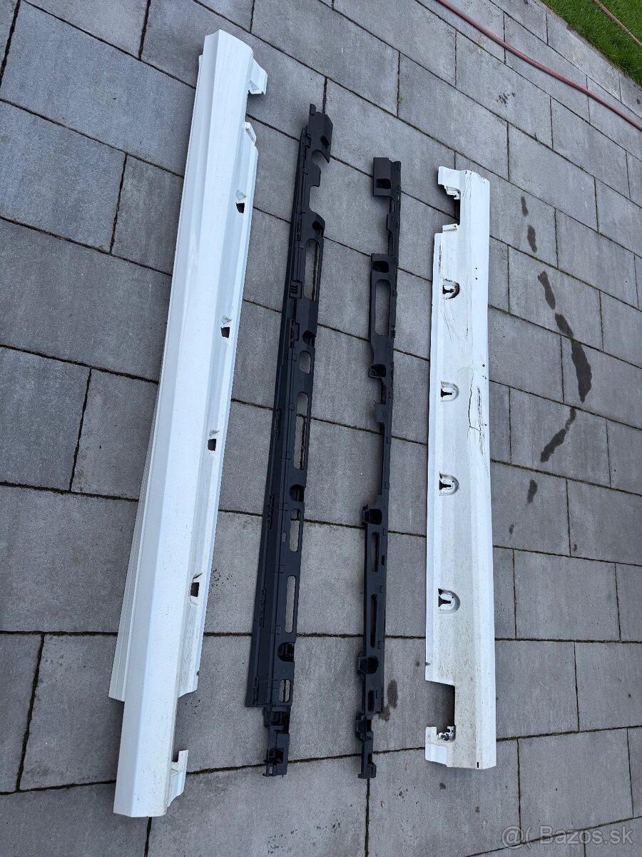 Mercedes Benz GLE - kryt prahu - 3