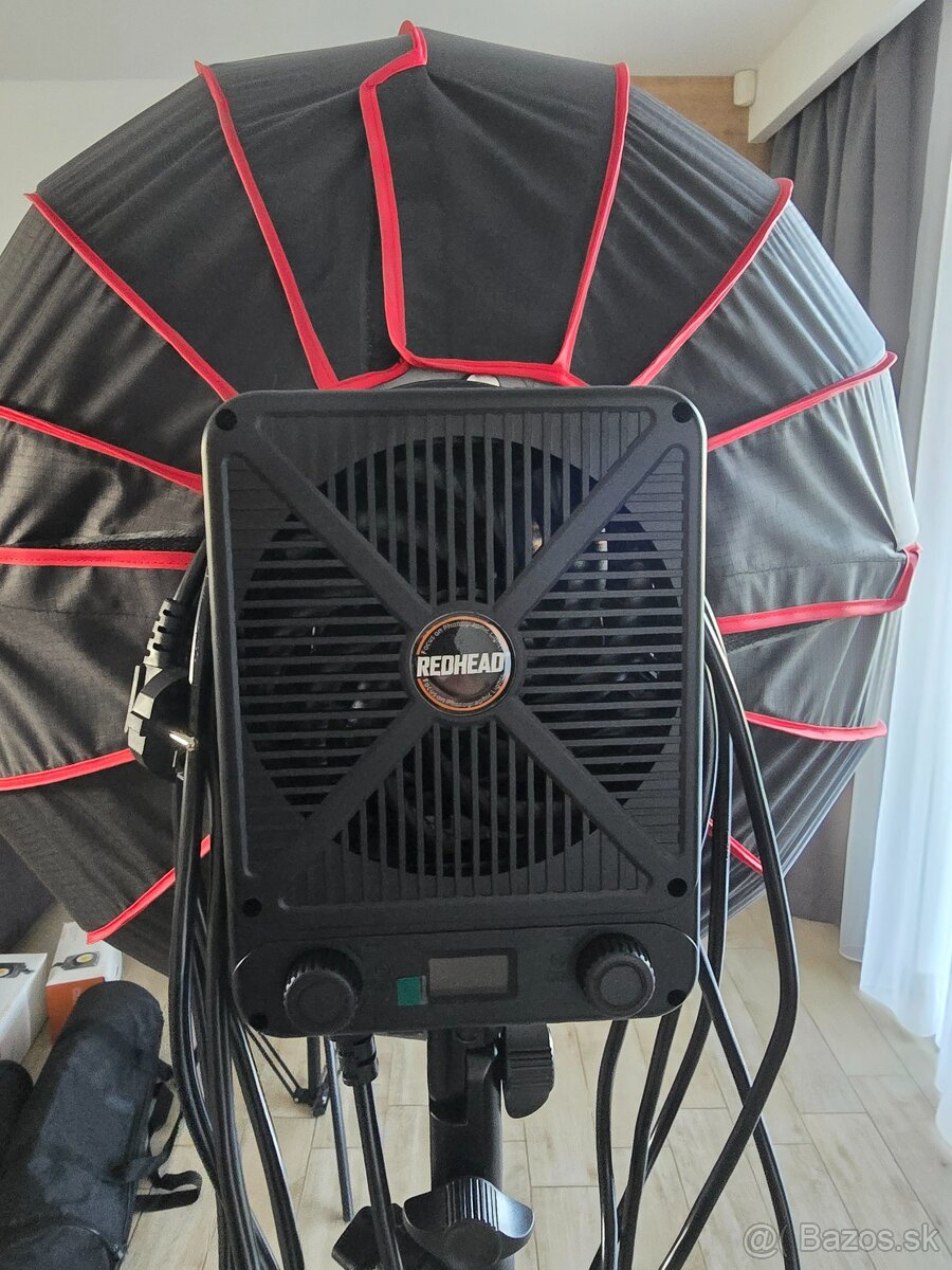 2x redhead DS230 LED COB + stativy + softboxy - 3