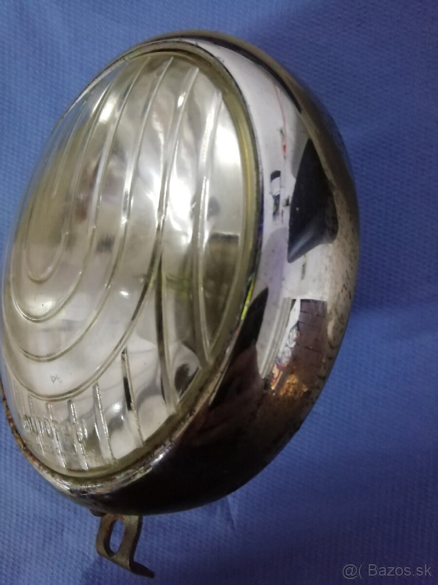 Manet 90 predné svetlo - 3