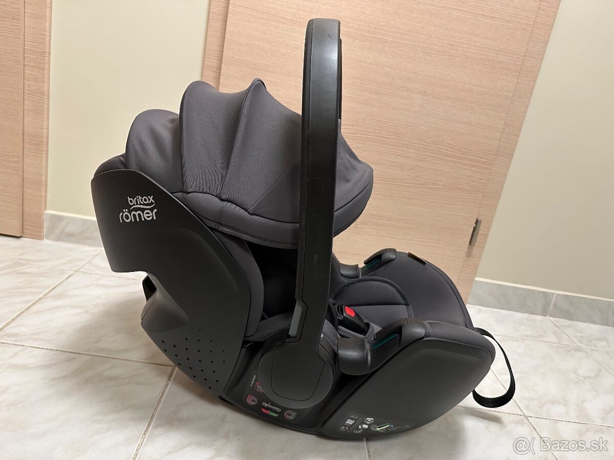 Autosedačka (vajíčko) Britax Römer Baby-Safe Pro Deep Grey - 3