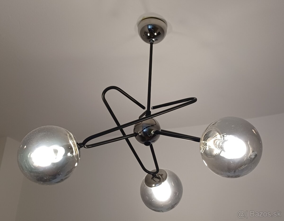 Nova lampa + usporne ziarovky - 3