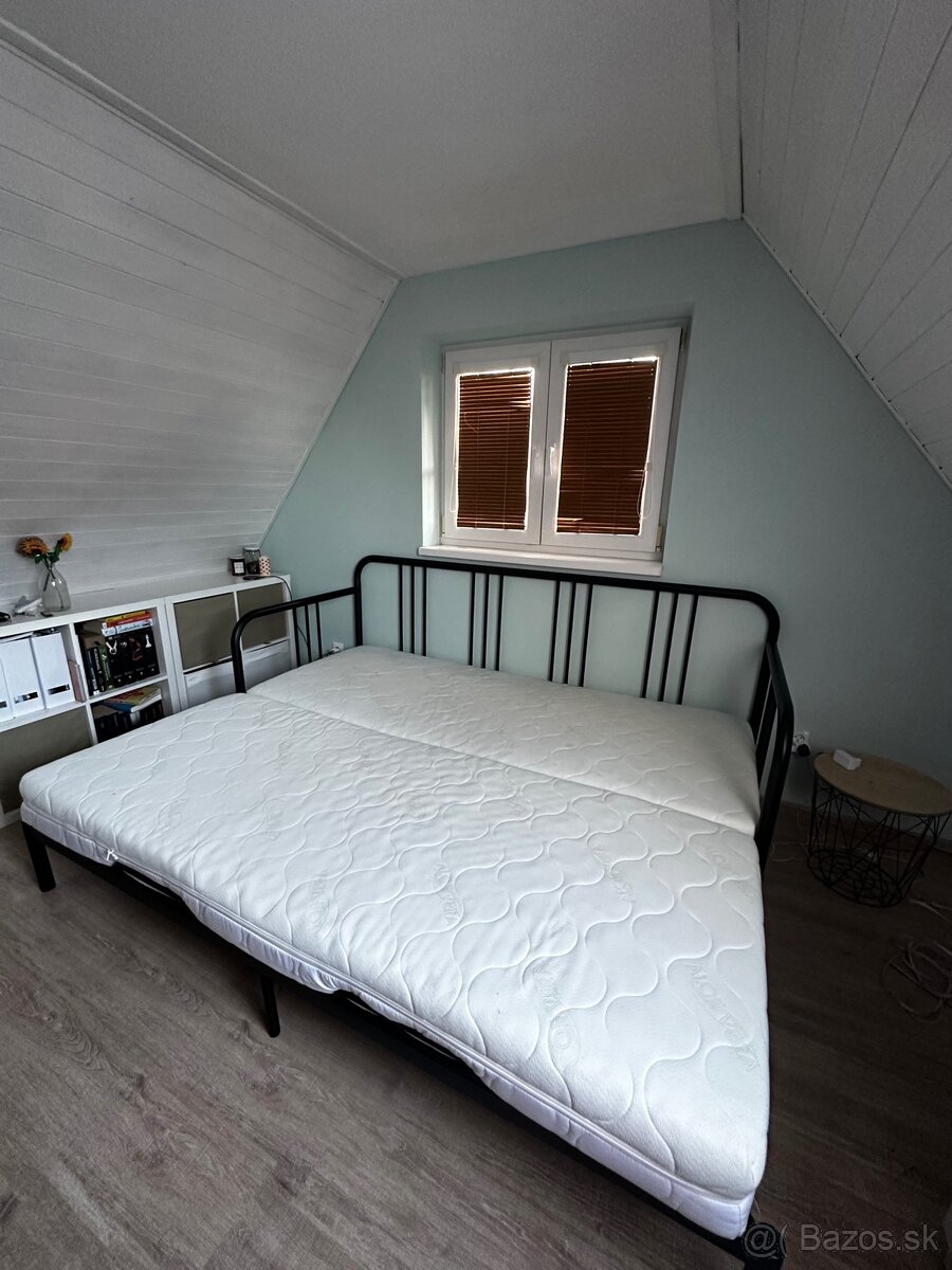 Posteľ - 3