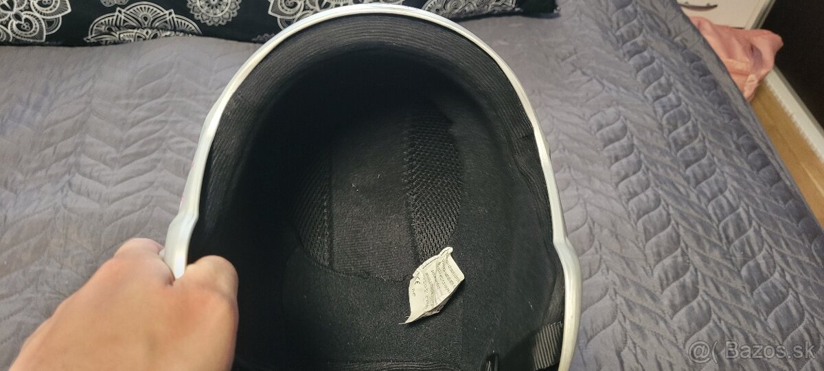 Prilba a okuliare - 3