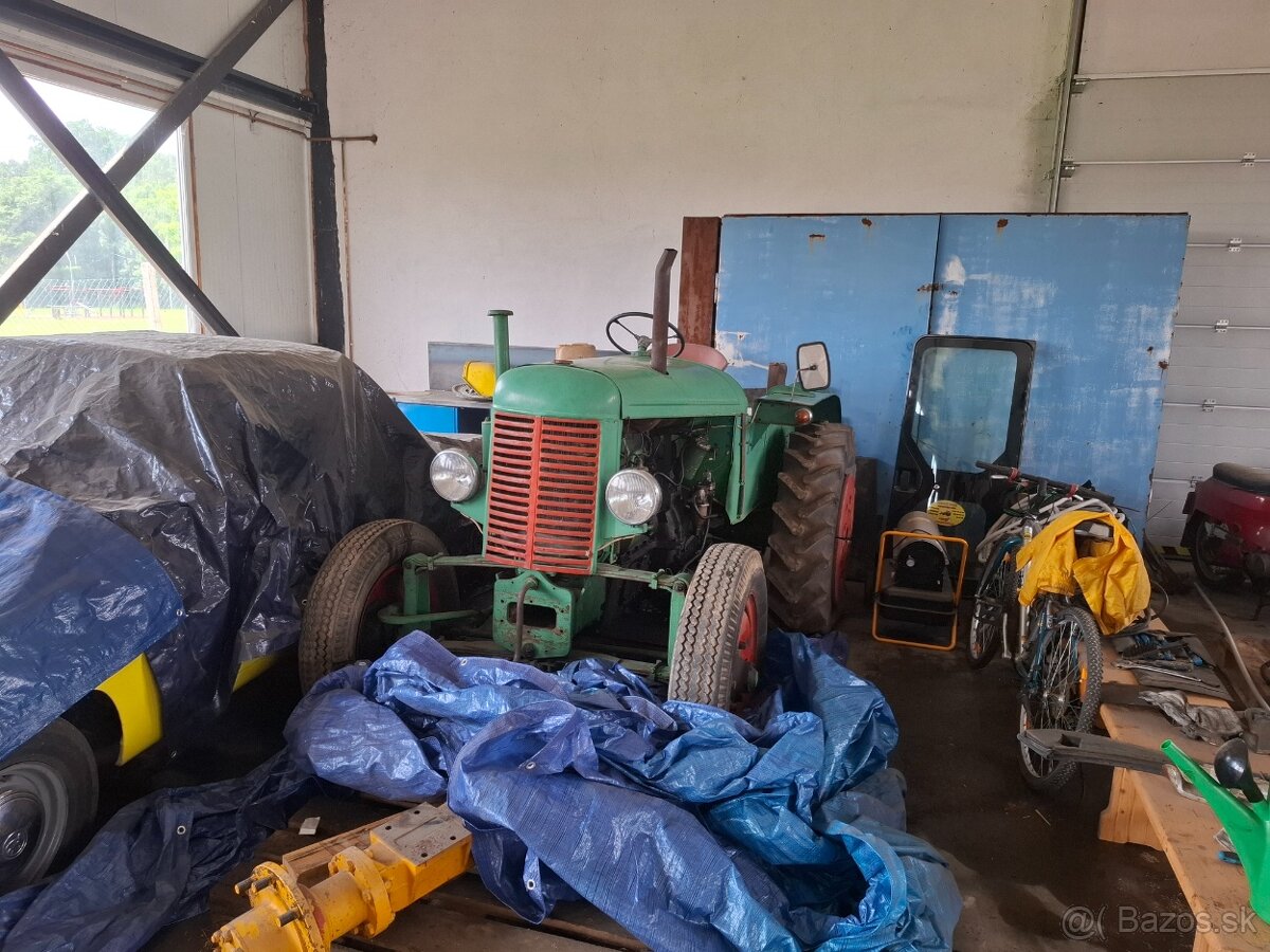 Prodám Škoda 30 - 3