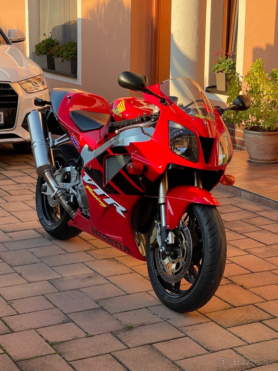 Predám Honda vtr sp1 - 3