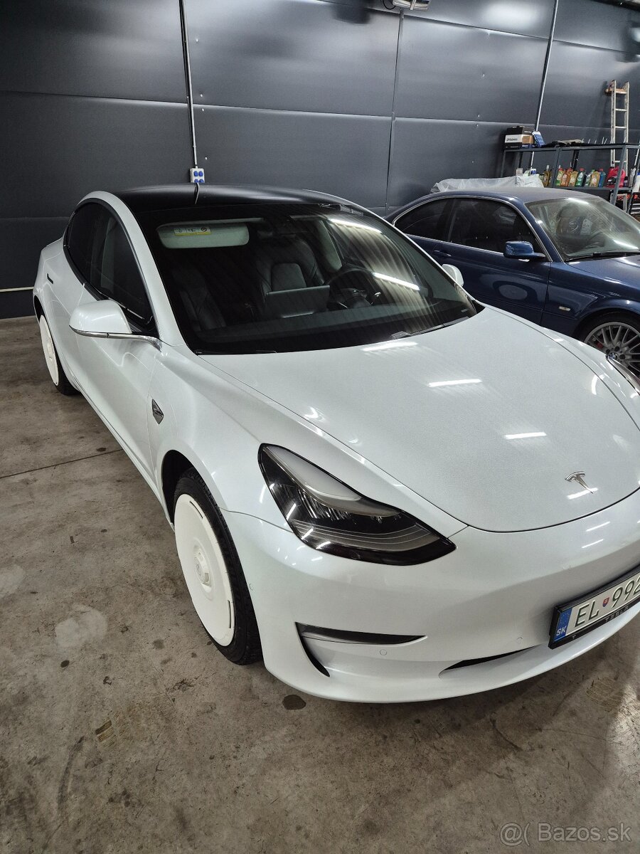 Tesla Model 3 Long Range - 3