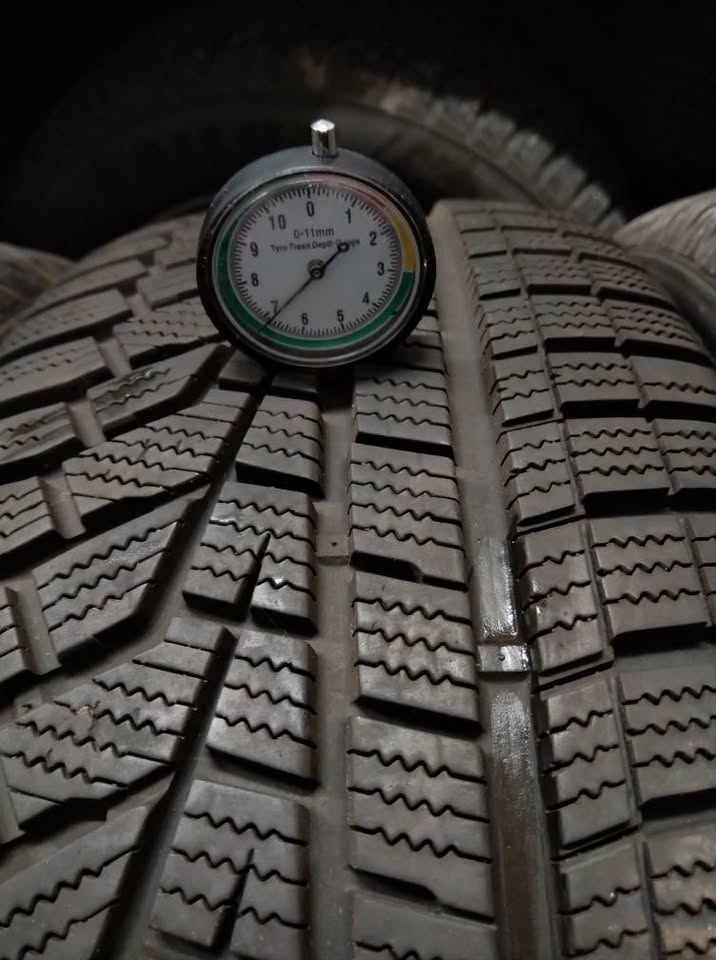 225/55 17 zimné + alu BMW. - 3