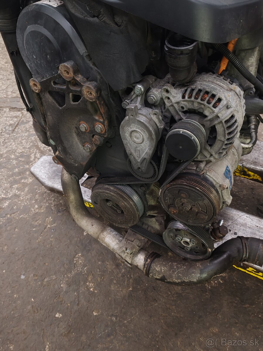 1.9 TDI 85KW AUY motor - 3