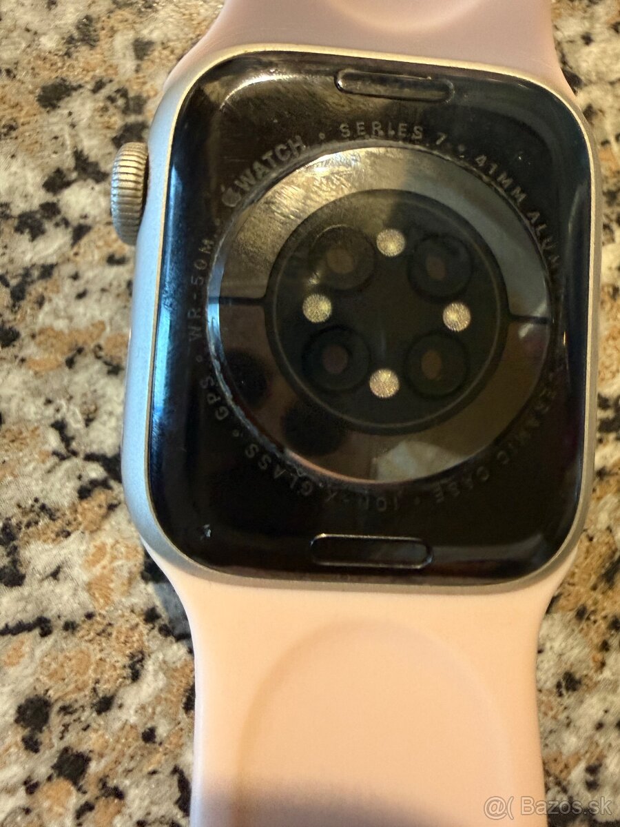 Apple Watch 7 - 3