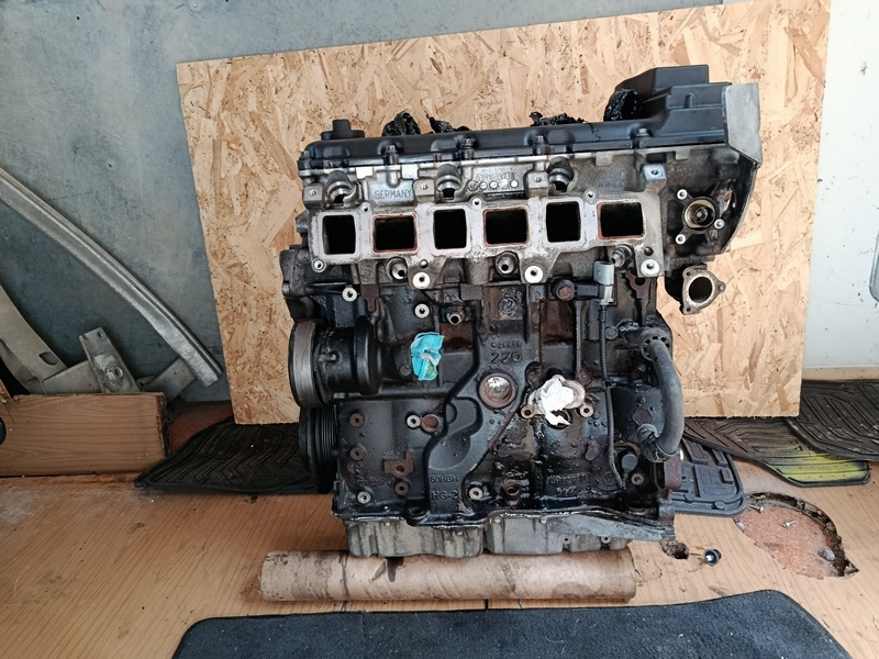 predam motor VW 3.6 FSI 220KW BWS 2000€ - 3