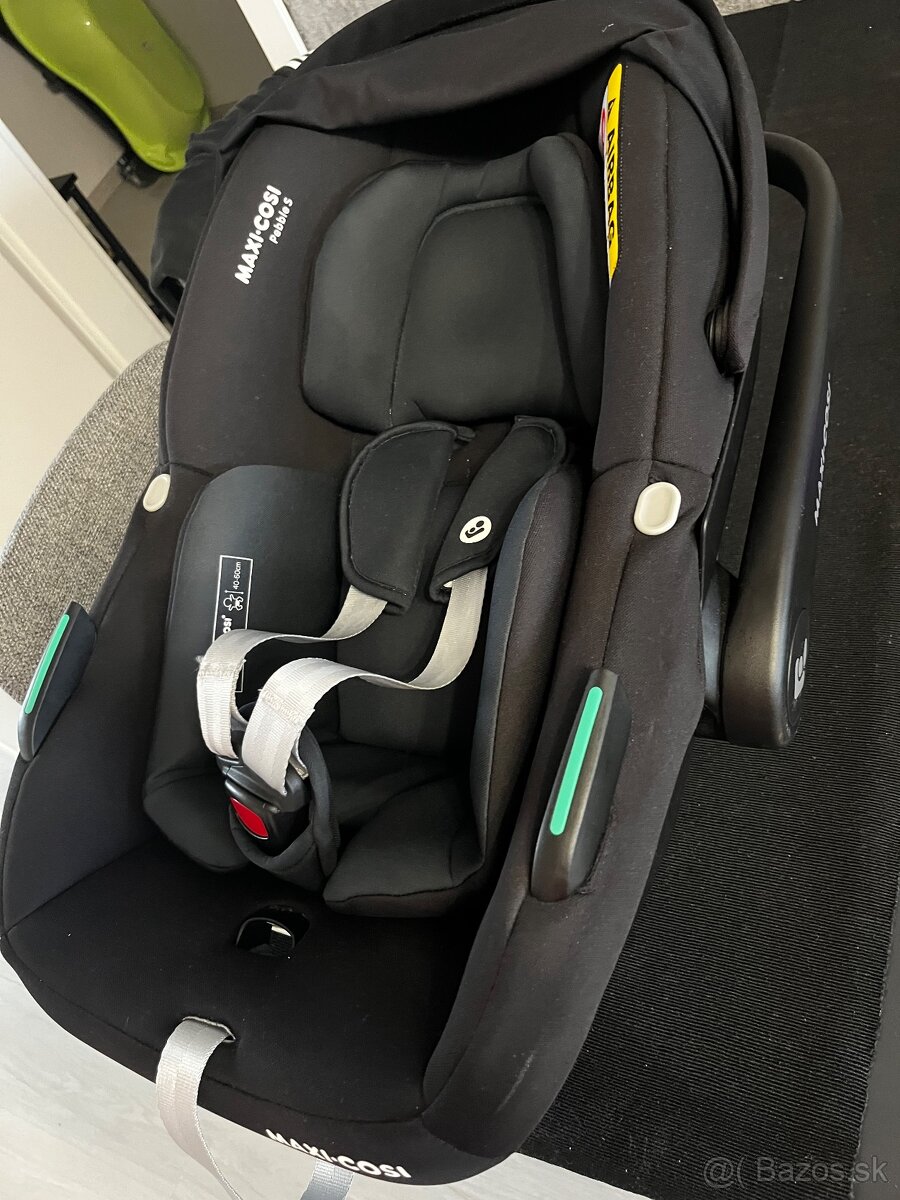 Autosedačka + Isofix základňa Maxi-Cosi - 3