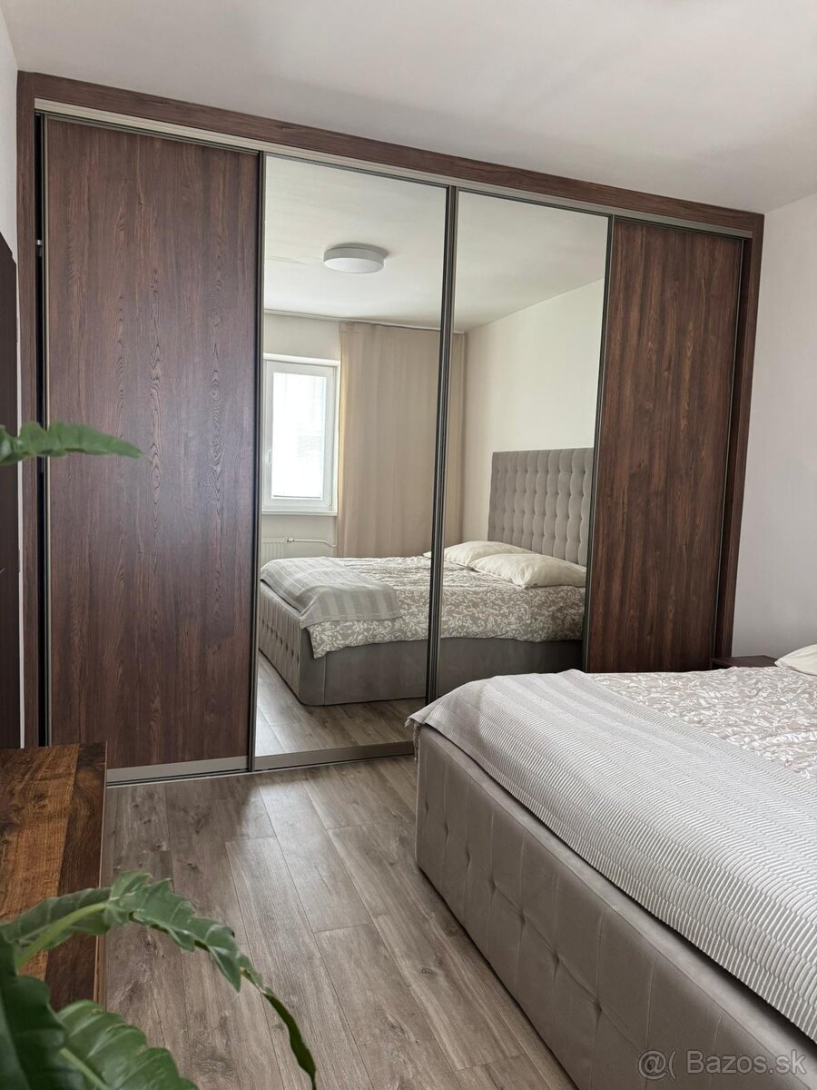 2 Izbový byt v blízkosti Nív a Eurovea - 3