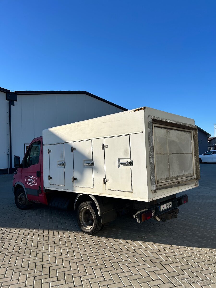 Iveco Daily 2,3HPi 35C12,85KW, Mraziarenská nadstavba - 3
