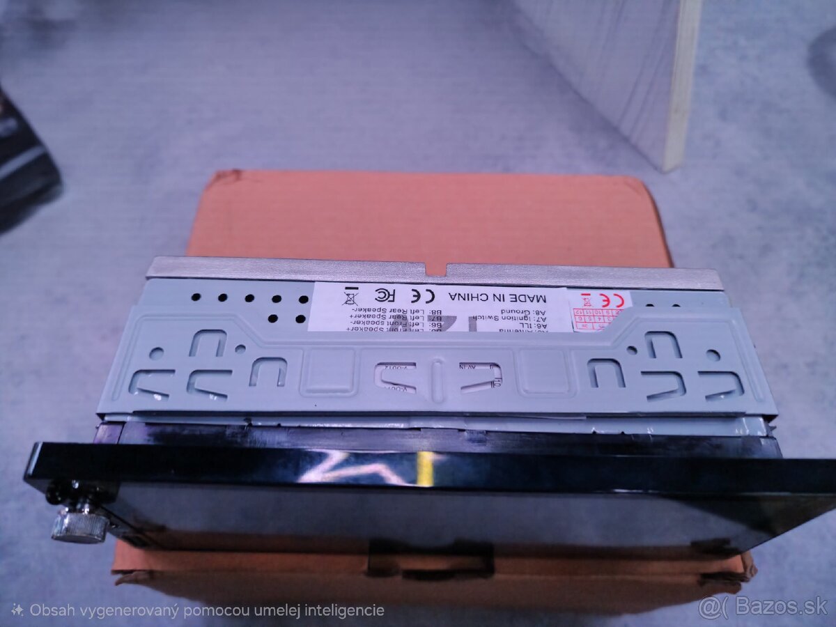 2 DIN Autorádio + príslušenstvo - 3