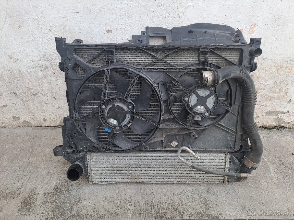 Stena chladičov opel vivaro B - 3