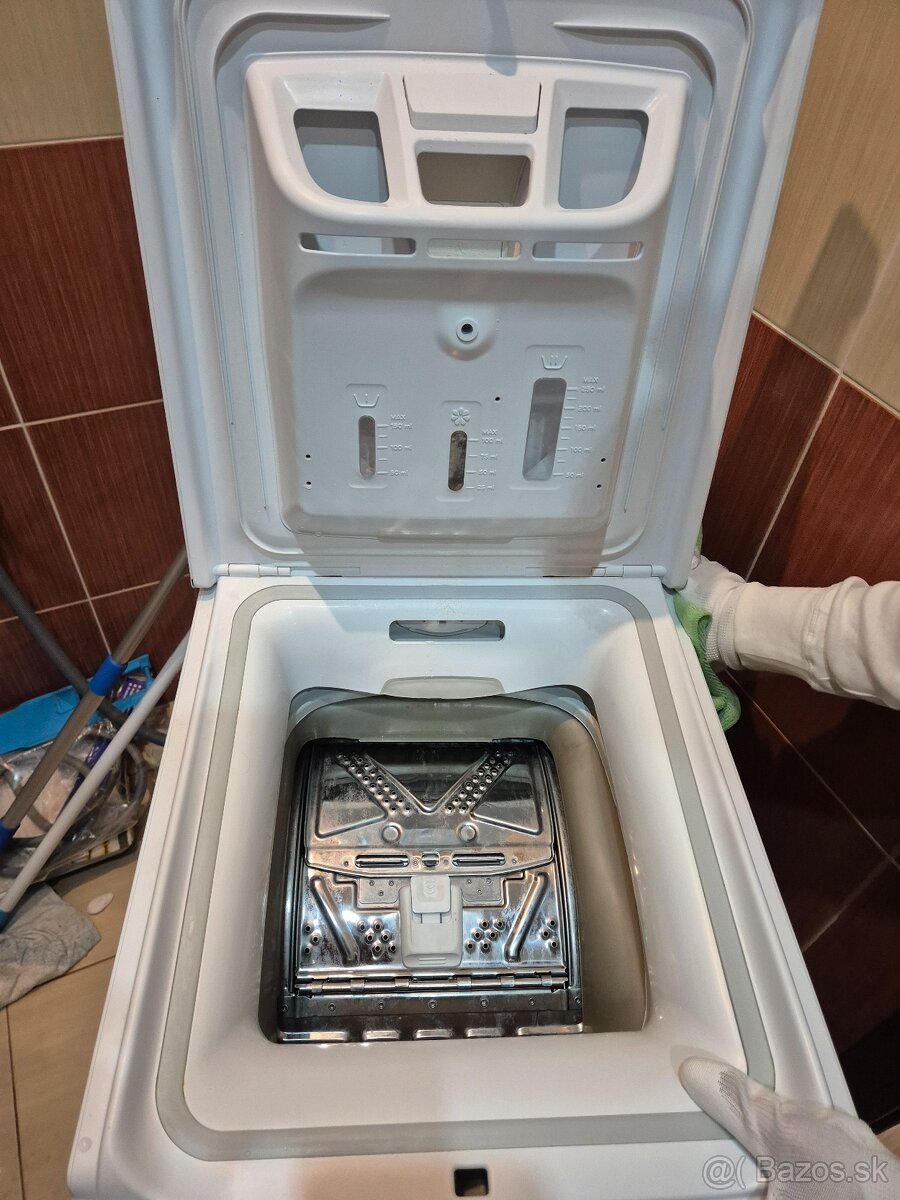 Predam pracku Whirpool - 3