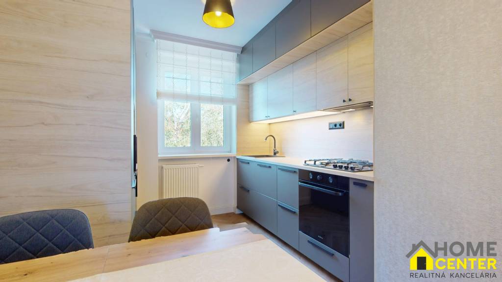 PRENÁJOM 3 izbový, nadštandartný byt s balkónom a garážou v - 3