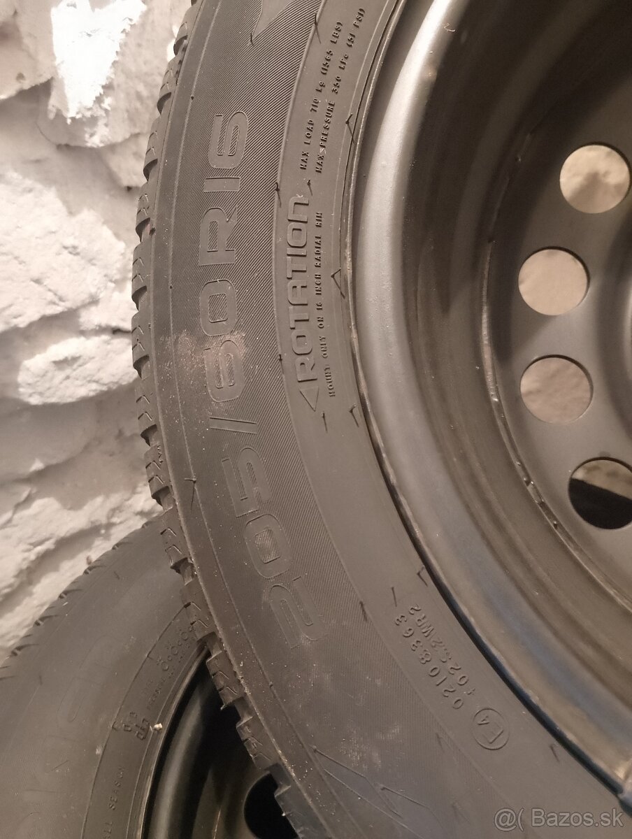 Celoročné pneu s plech.kolesami 205/60 R16 - 3